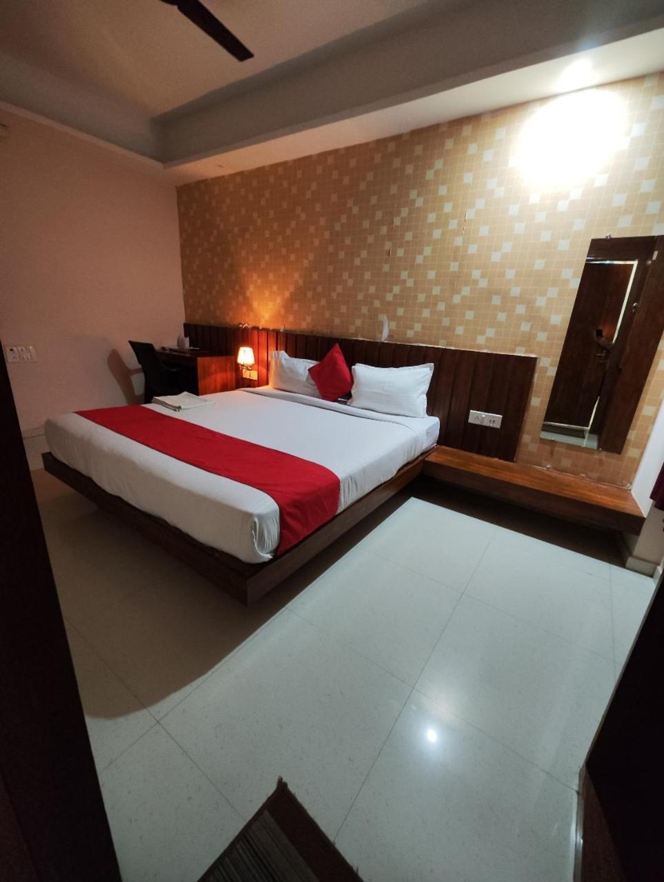 Hotel Rudraksha Inn Deoghar Exterior photo